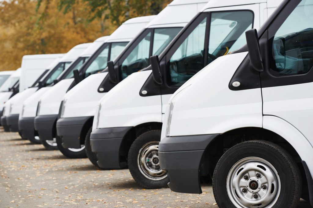 Sprinter van transporting services, sprinter van services